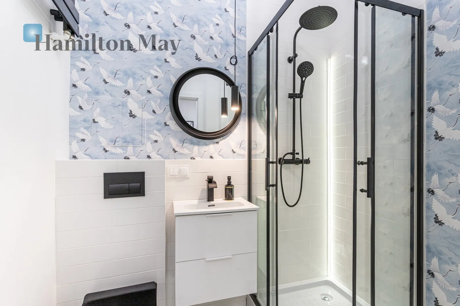 Wyjątkowy apartament w sercu Starego Miasta – luksus i historia - slider