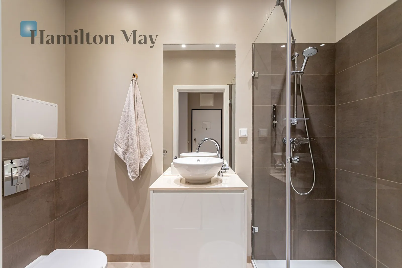 Dwupoziomowy apartament 79 m² w Qbik przy Woronicza, Balkon, 7 piętro

 - slider