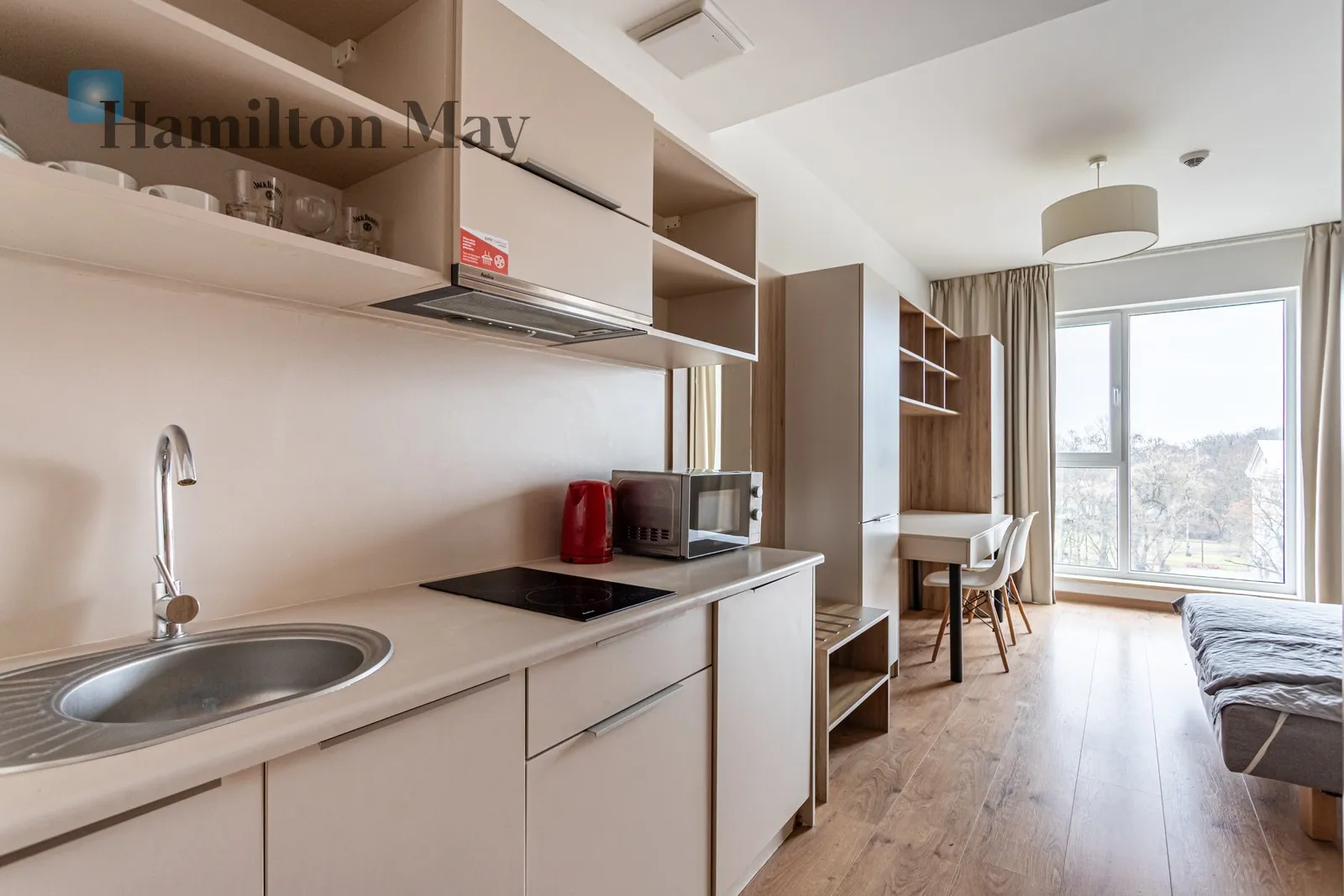 Kameralne studio przy ul. Wolskiej, idealne jako inwestycja pod wynajem - slider