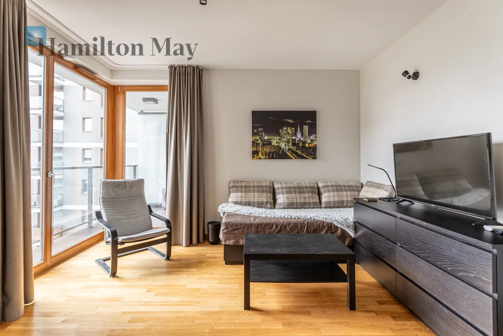 Nowoczesne mieszkanie z balkonem na Woli - slider