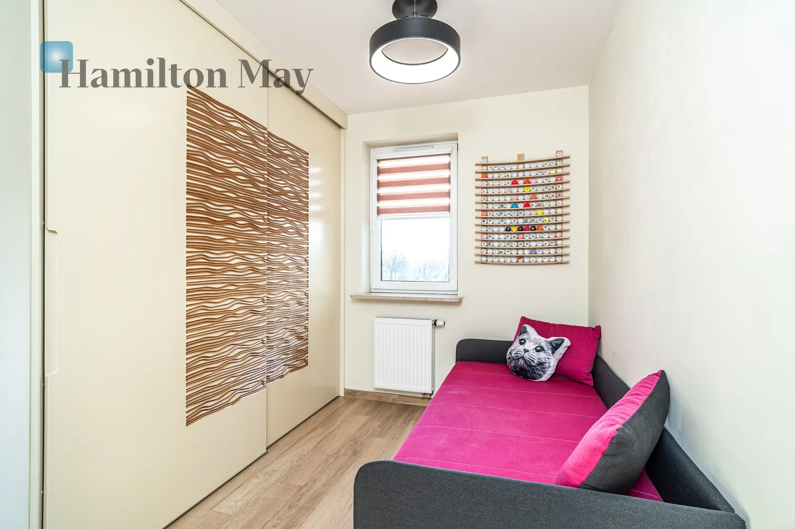 Na wynajem słoneczne mieszkanie z balkonem i garażem - slider