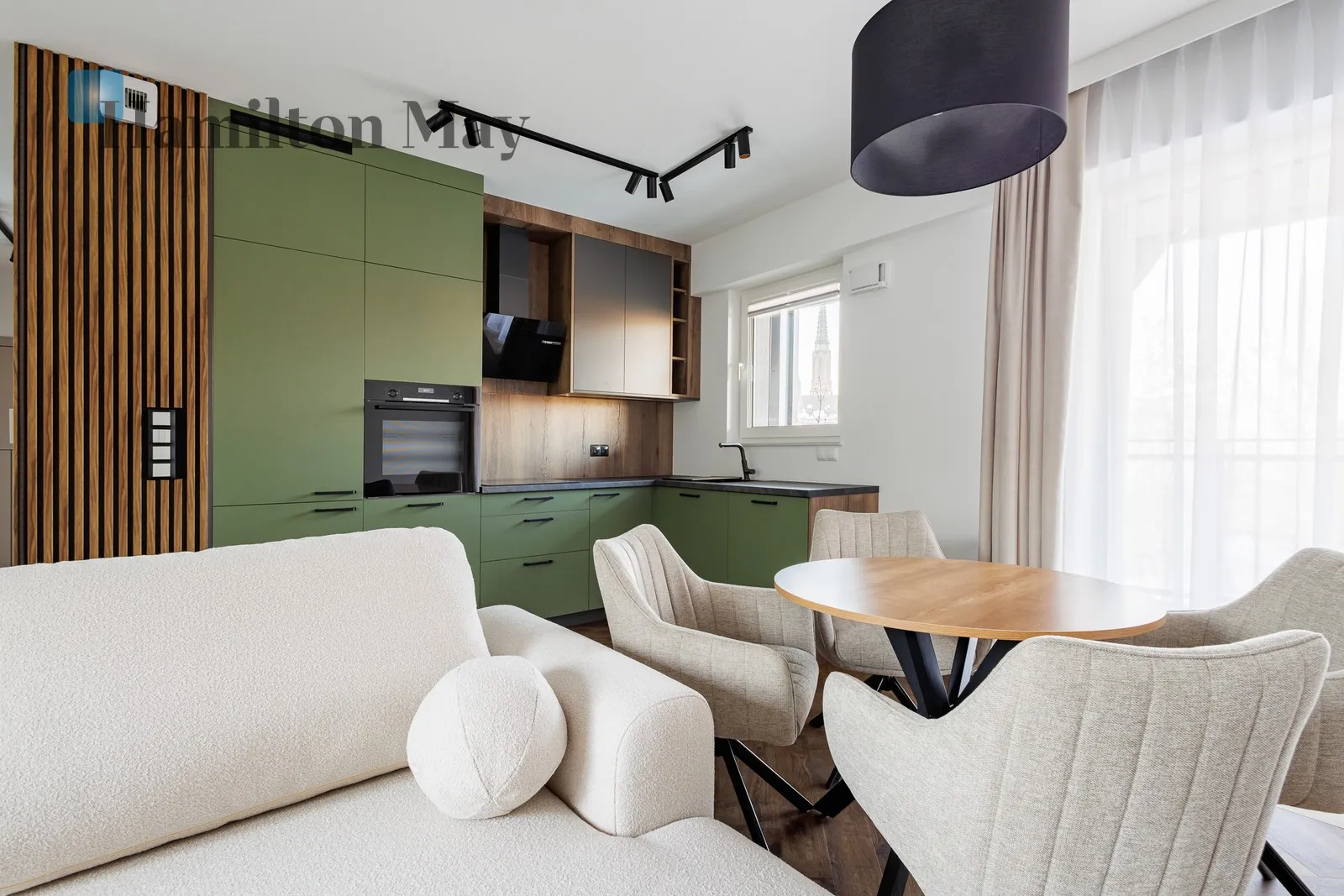 City: Warszawa Street: Stefana Okrzei Region: Praga-Północ Subregion: Stara Praga Distance to centre: 2.76 km Level: 5 Price: 6400 PLN Bedrooms: 2 Bathrooms: 1 - slider