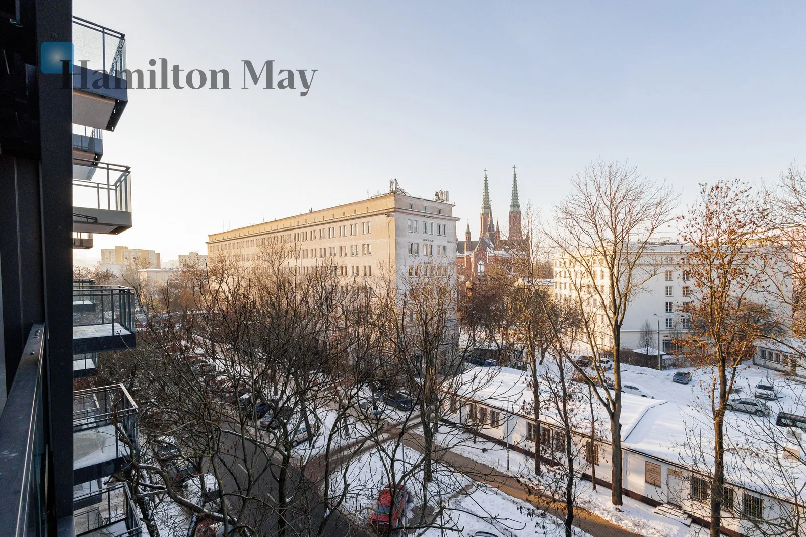 Street: Stefana Okrzei Region: Praga-Północ Subregion: Stara Praga Distance to centre: 2.76 km Level: 5 Price: 6400 PLN - slider