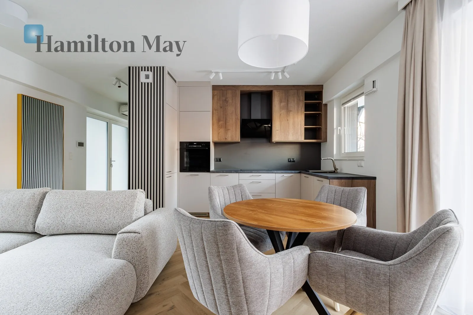 City: Warszawa Street: Stefana Okrzei Region: Praga-Północ Subregion: Stara Praga Distance to centre: 2.76 km Level: 3 Price: 6400 PLN Bedrooms: 2 Bathrooms: 1 - slider