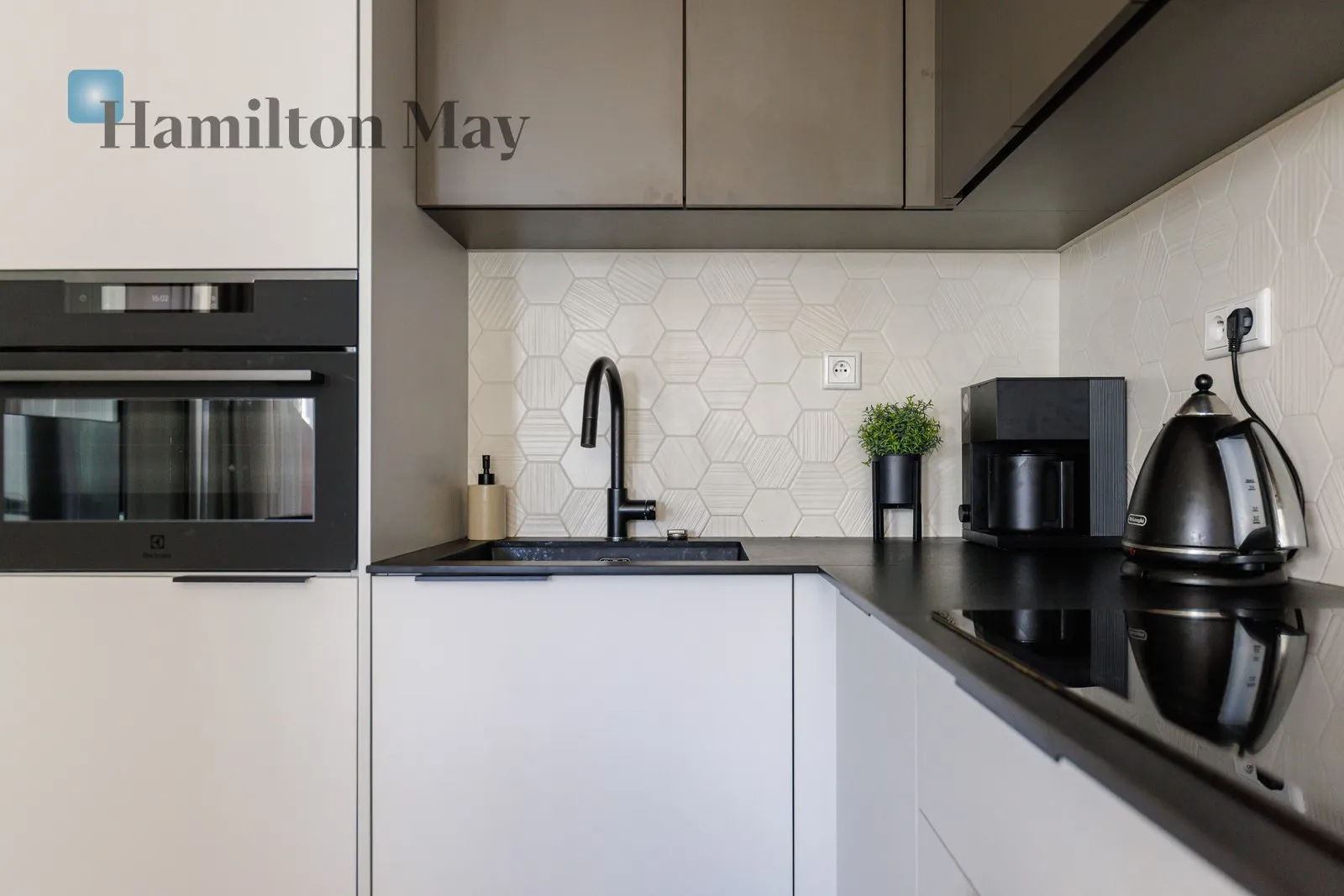 A unique premium apartment in Powiśle - slider