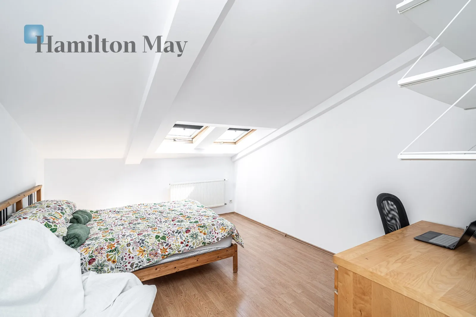 A three-room apartment for rent in the Old Town on Pawlikowskiego Street - slider