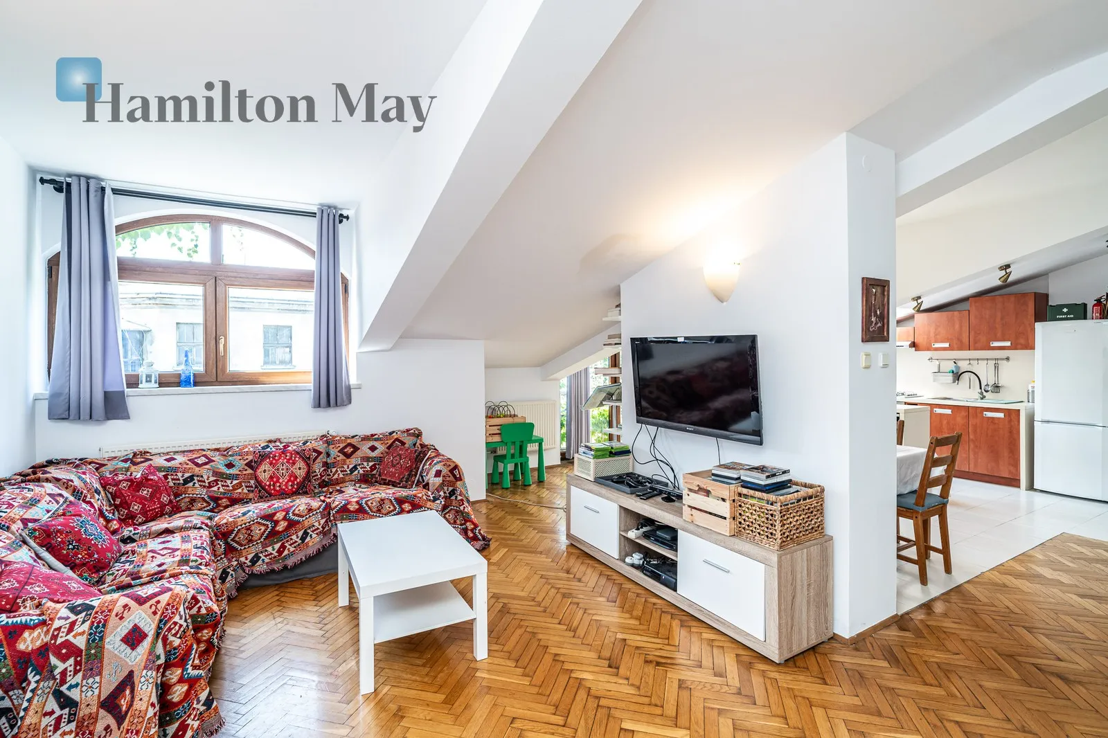 A three-room apartment for rent in the Old Town on Pawlikowskiego Street - slider