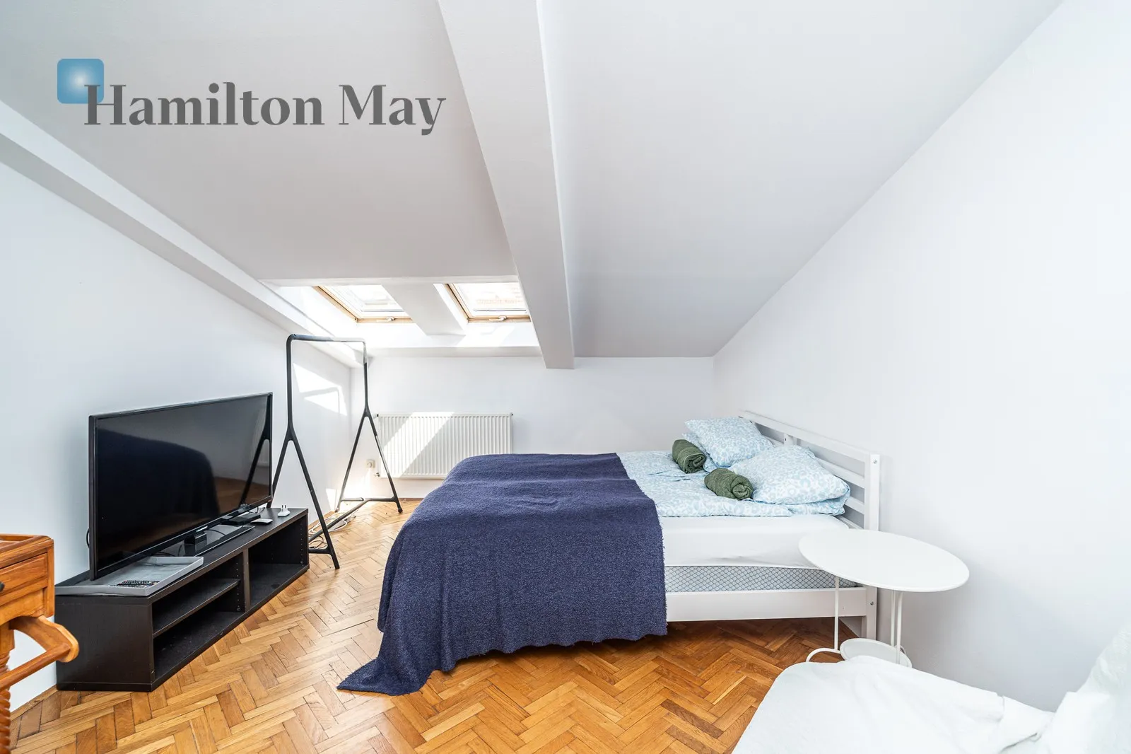 A three-room apartment for rent in the Old Town on Pawlikowskiego Street - slider