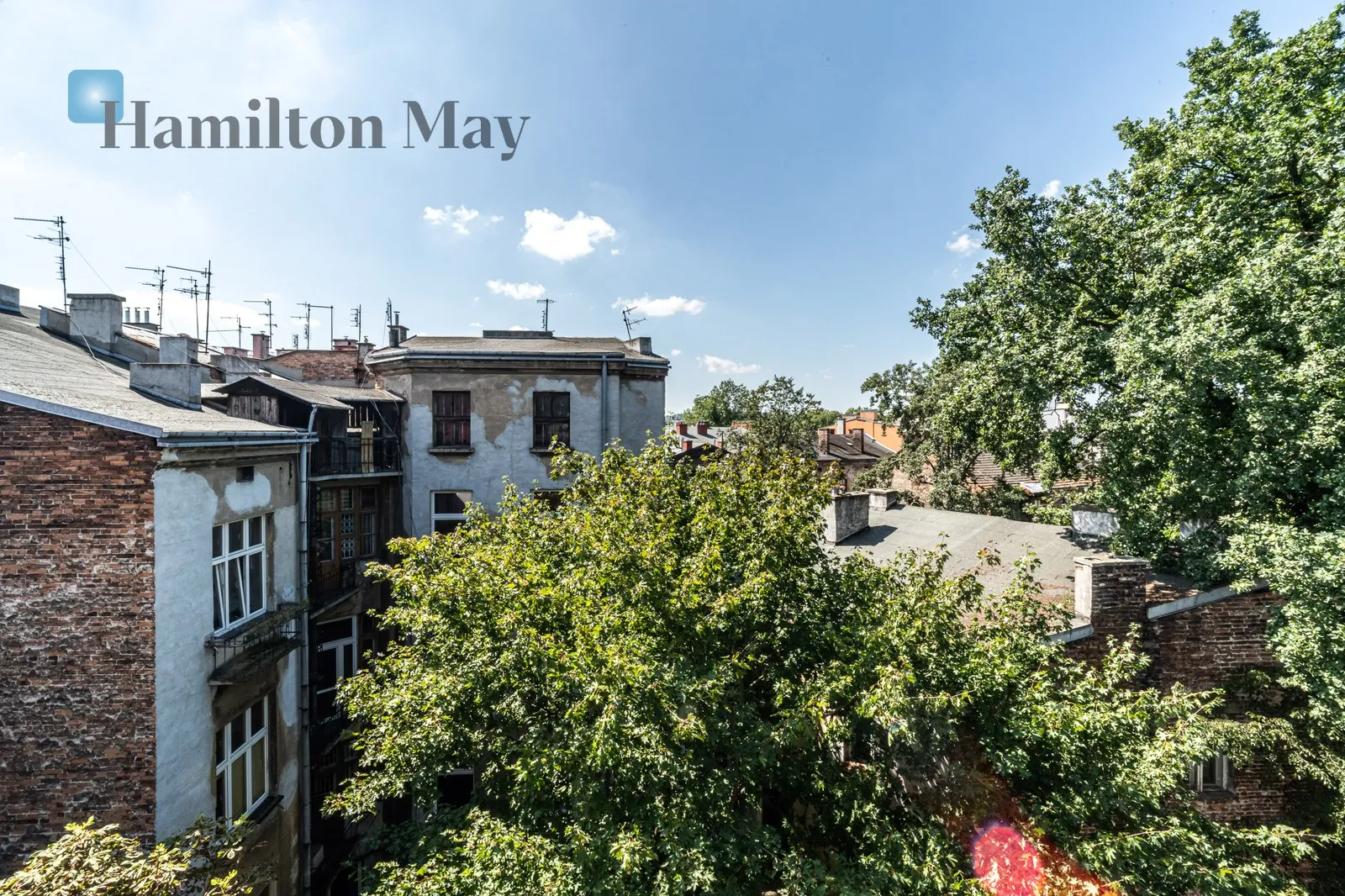A three-room apartment for rent in the Old Town on Pawlikowskiego Street - slider