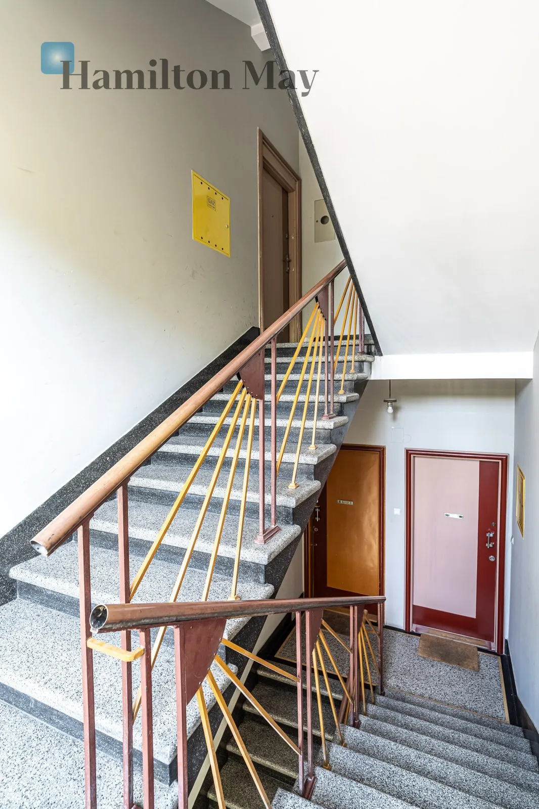 A three-room apartment for rent in the Old Town on Pawlikowskiego Street - slider