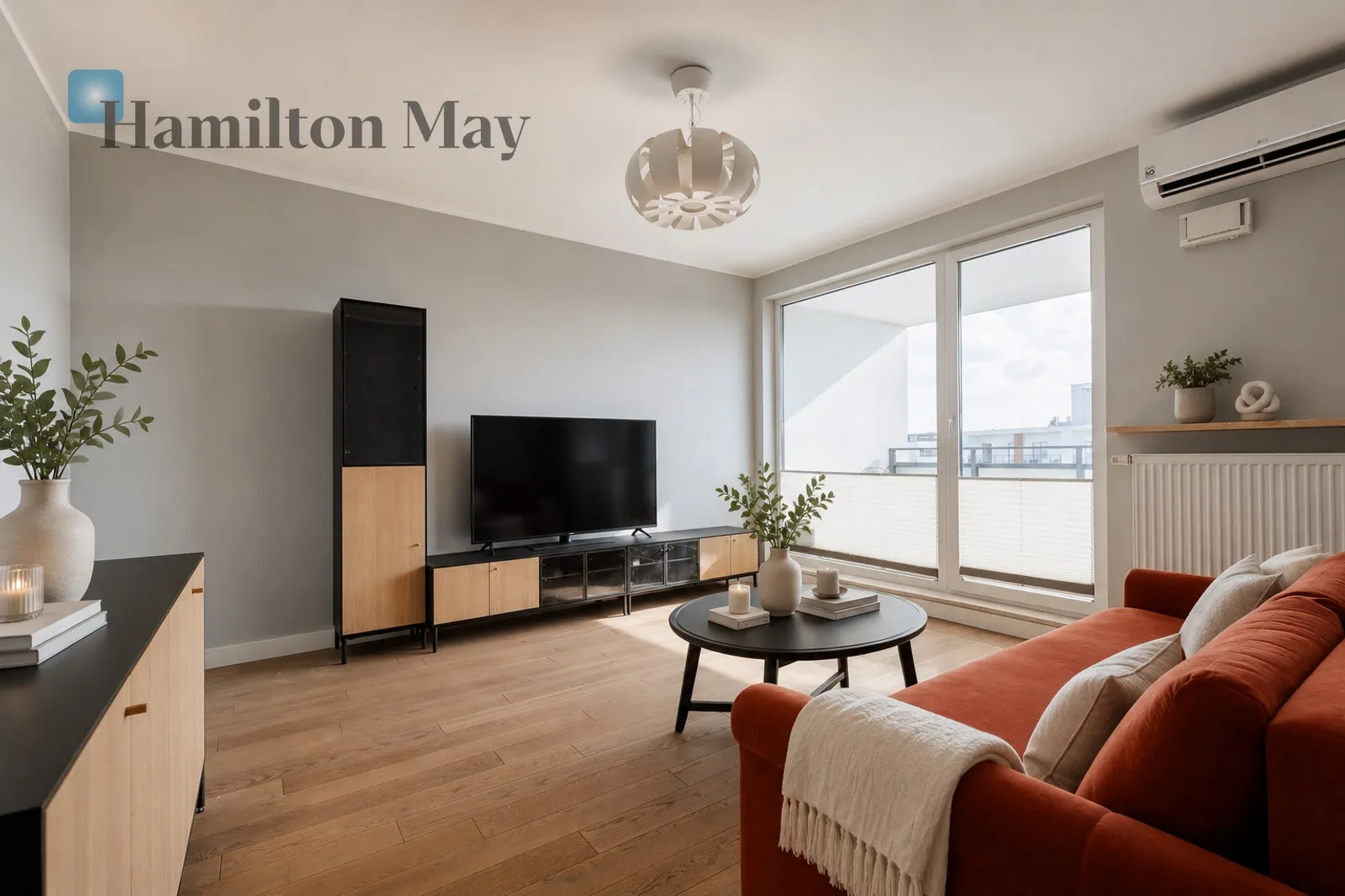City: Warszawa Street: Montwiłłowska Region: Targówek Distance to centre: 7.03 km Level: 3 Price: 3800 PLN Bedrooms: 1 Bathrooms: 1 Size: 50m2 Price/m2: 76 PLN - slider