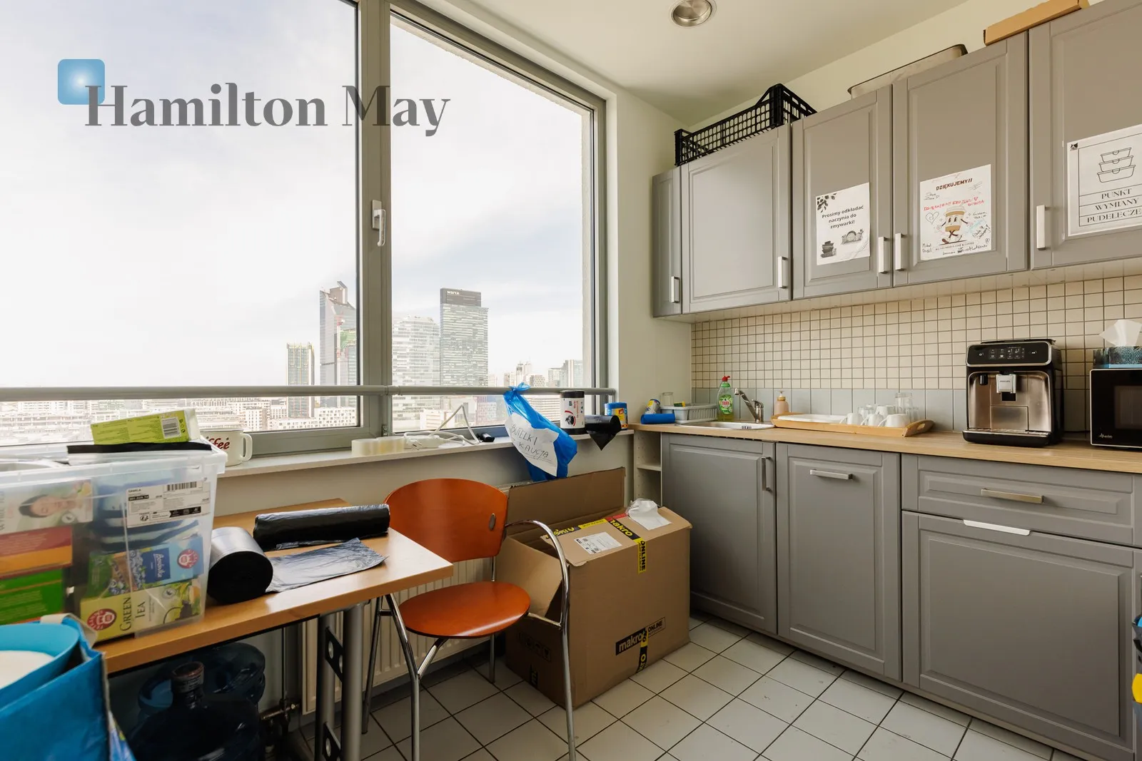 Reprezentacyjne biuro 147 m² z dużym tarasem 58 m² i widokiem na panoramę Warszawy - slider