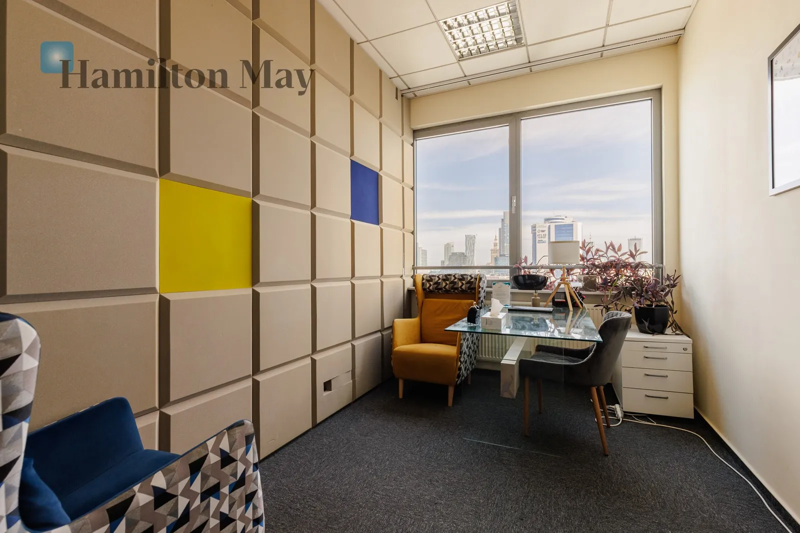 Reprezentacyjne biuro 147 m² z dużym tarasem 58 m² i widokiem na panoramę Warszawy - slider
