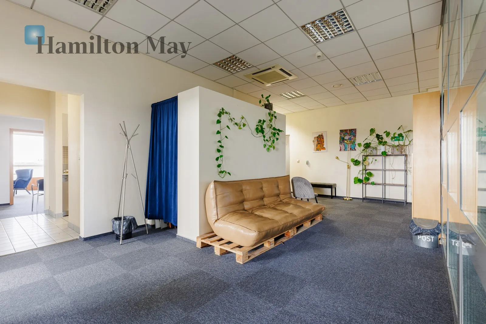 Reprezentacyjne biuro 147 m² z dużym tarasem 58 m² i widokiem na panoramę Warszawy - slider
