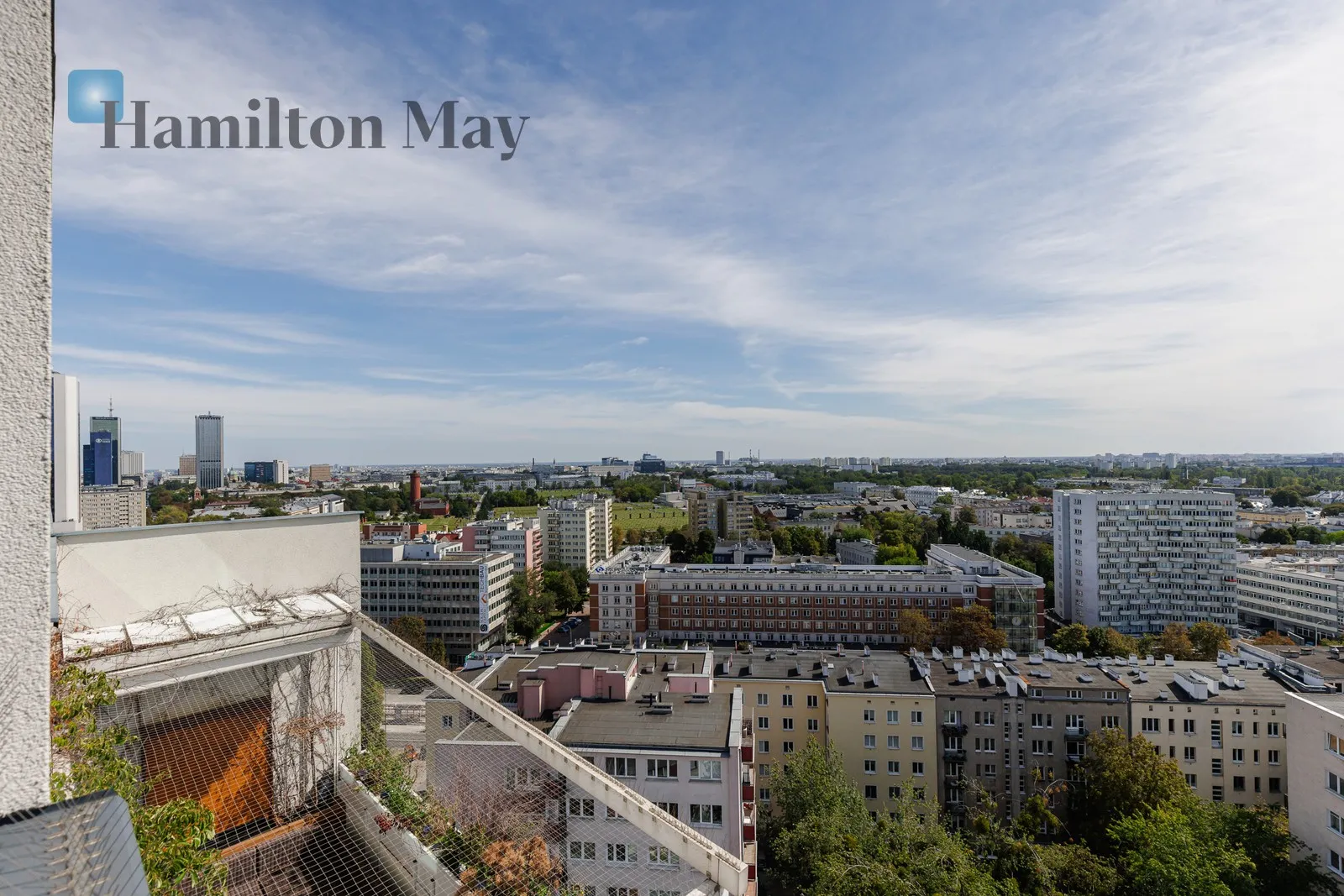 Reprezentacyjne biuro 147 m² z dużym tarasem 58 m² i widokiem na panoramę Warszawy - slider