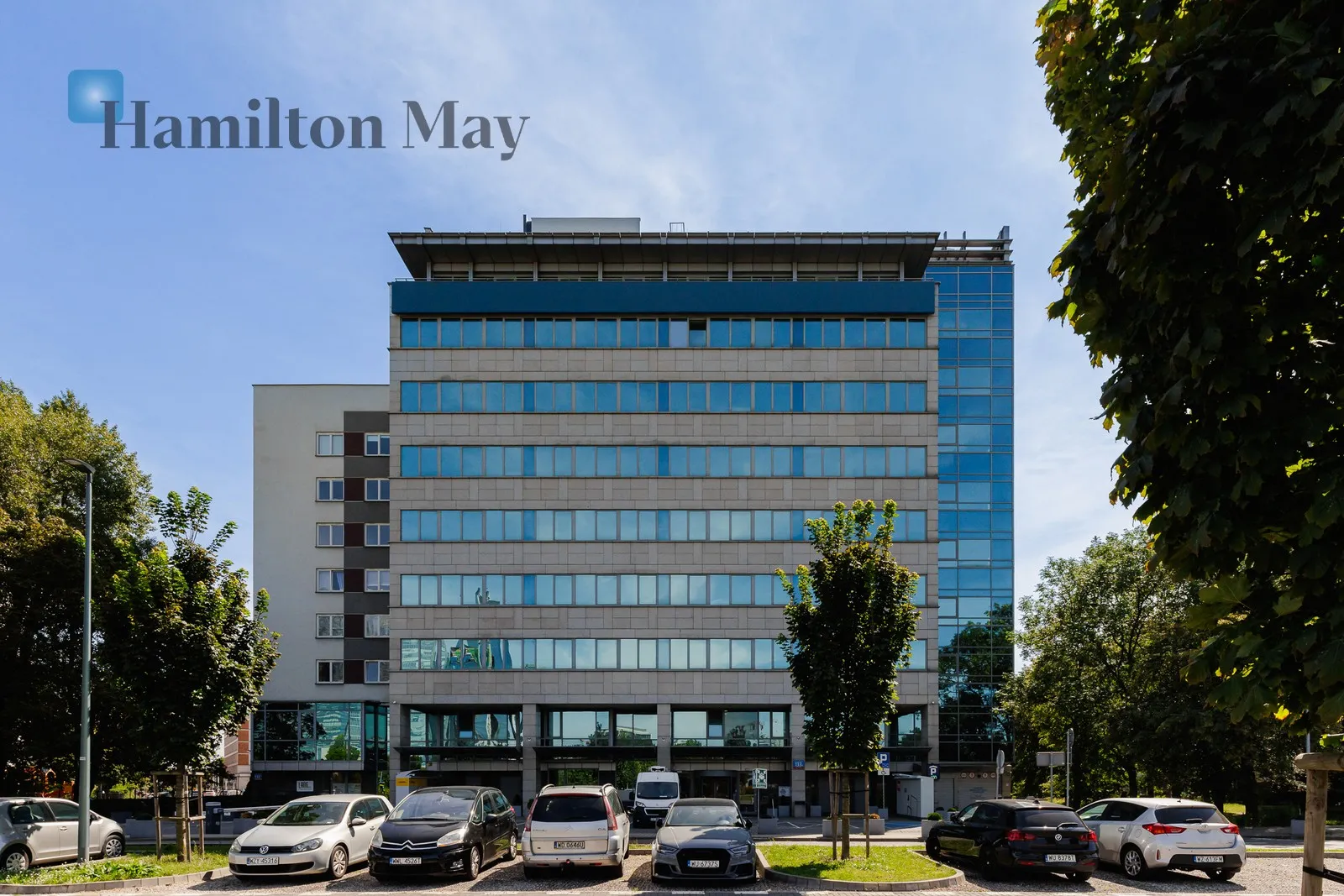 Reprezentacyjne biuro 147 m² z dużym tarasem 58 m² i widokiem na panoramę Warszawy - slider