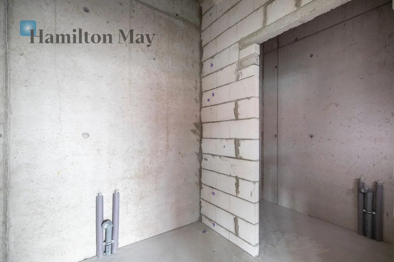 Przestronny lokal usługowy z parkingiem na Zabłociu - slider