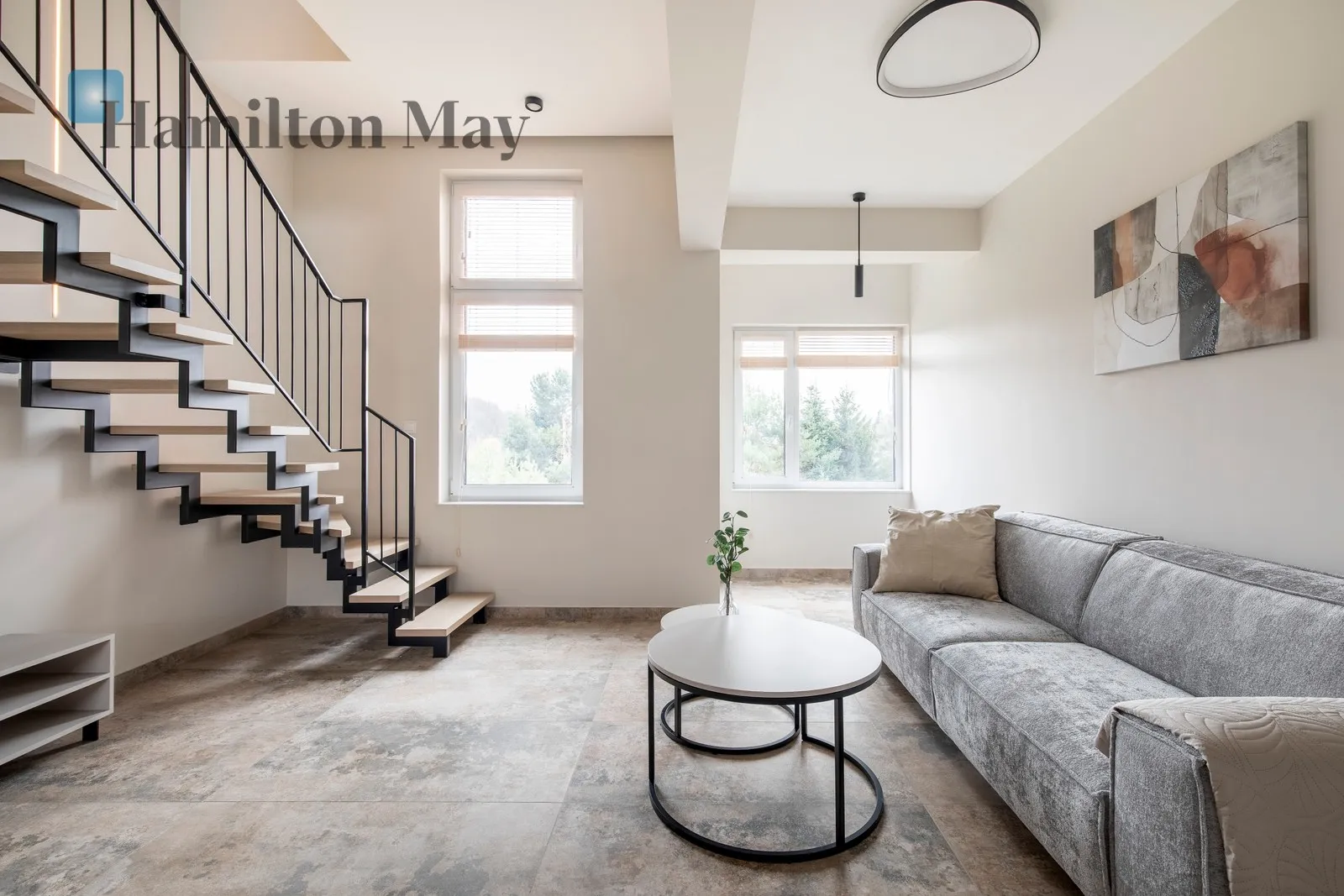 City: Kraków Street: Dożynkowa Region: Prądnik Biały Distance to centre: 4.5 km Price: 5500 PLN Bedrooms: null Bathrooms: null - slider