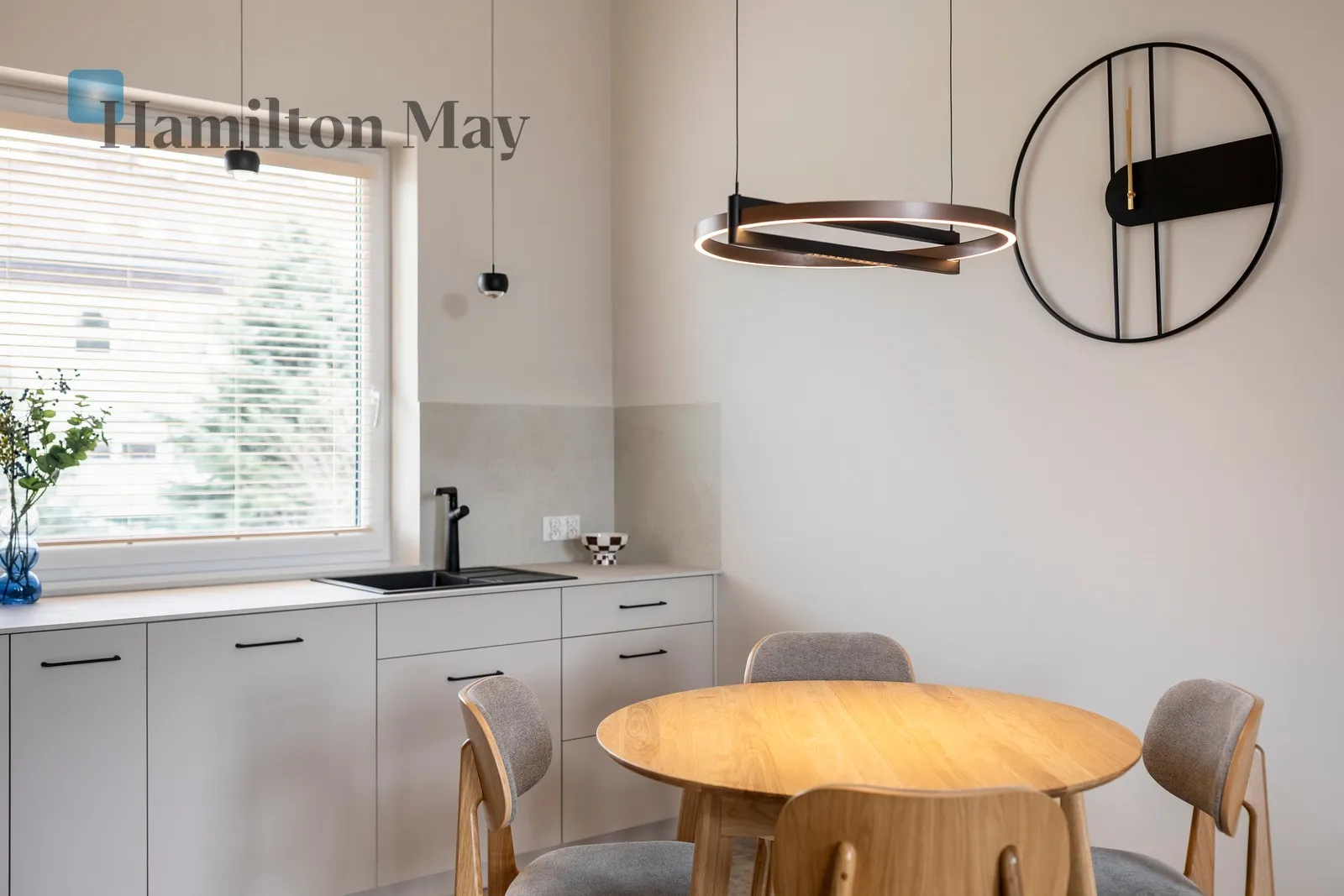 City: Kraków Street: Dożynkowa Region: Prądnik Biały - slider