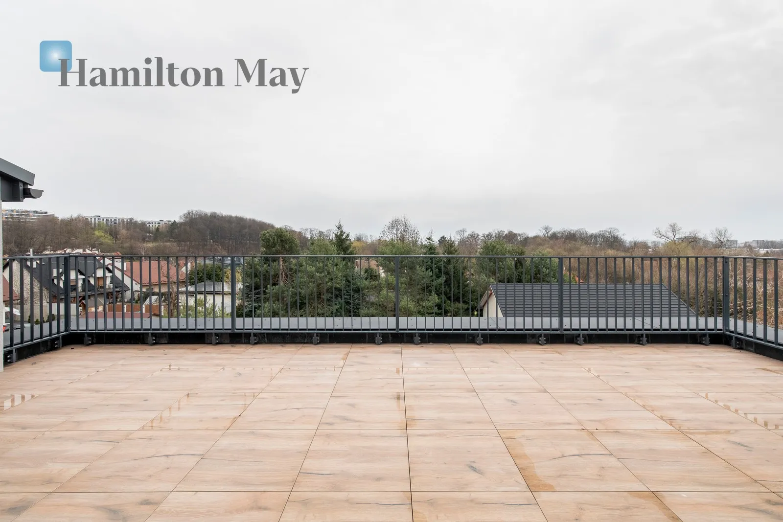 Region: Prądnik Biały Distance to centre: 4.5 km Price: 5500 PLN Bedrooms: null Bathrooms: null Plot size: nullm2 Layout: null Price/m2: 51 PLN - slider