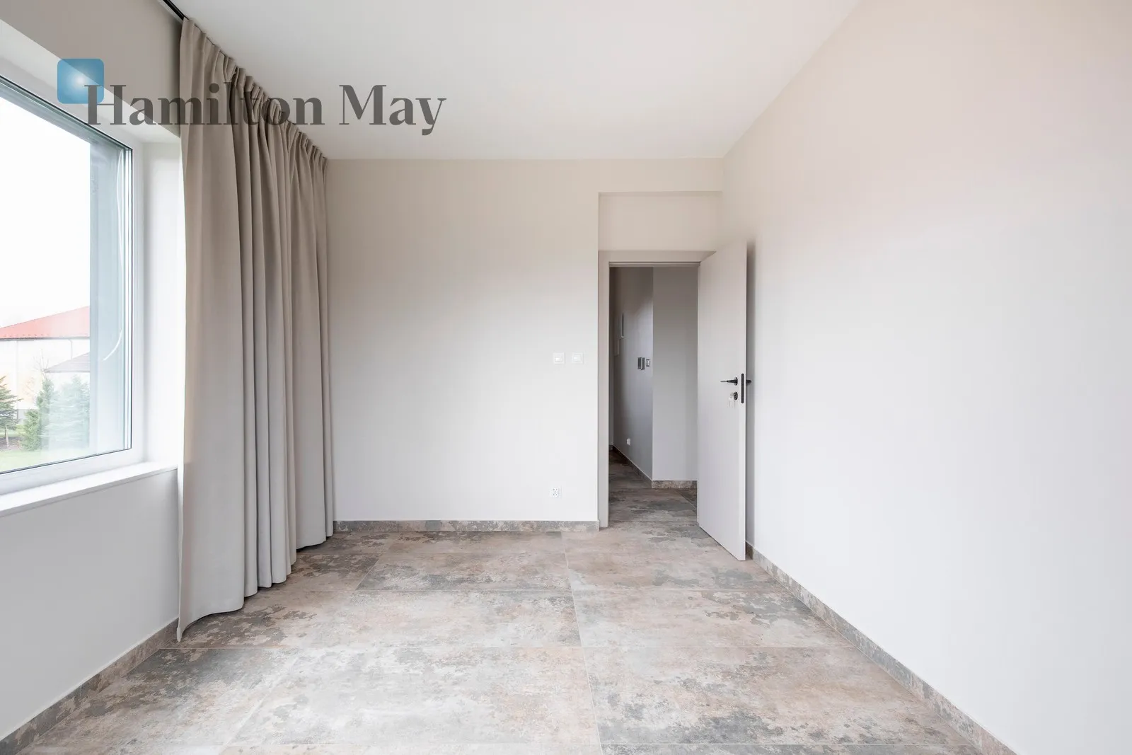 Region: Prądnik Biały Distance to centre: 4.5 km - slider