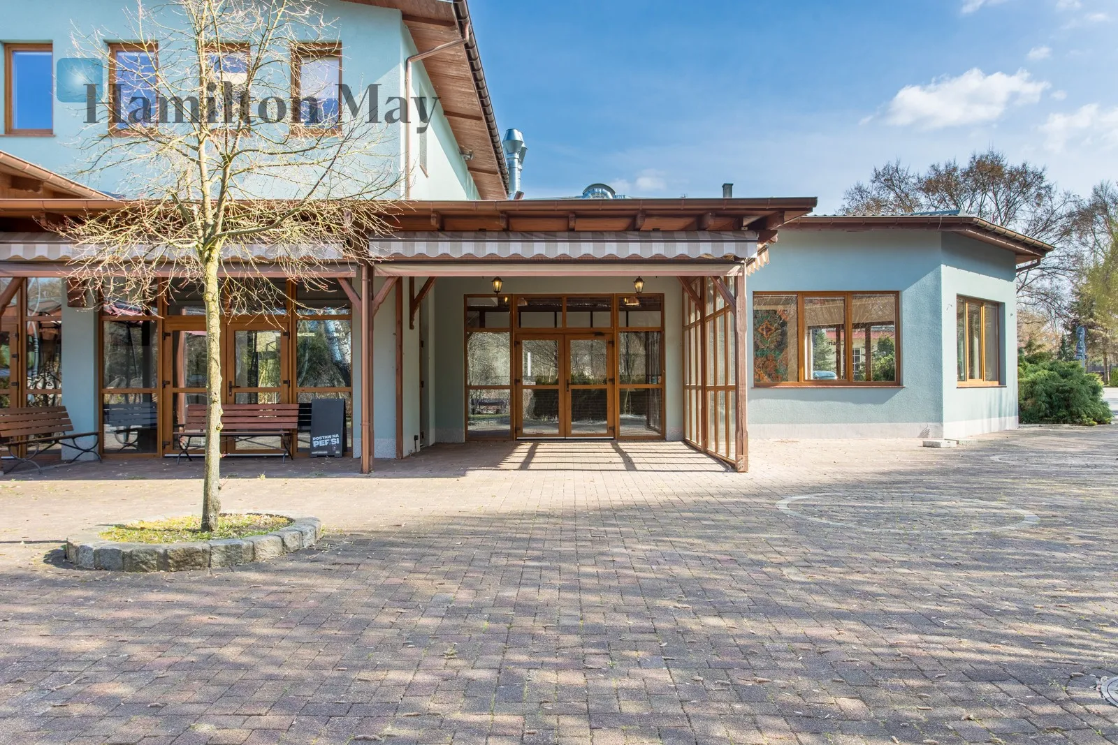 Street: Wielkopolska Region: Fabryczna Subregion: Leśnica Price: 3505 EUR Bedrooms: null - slider