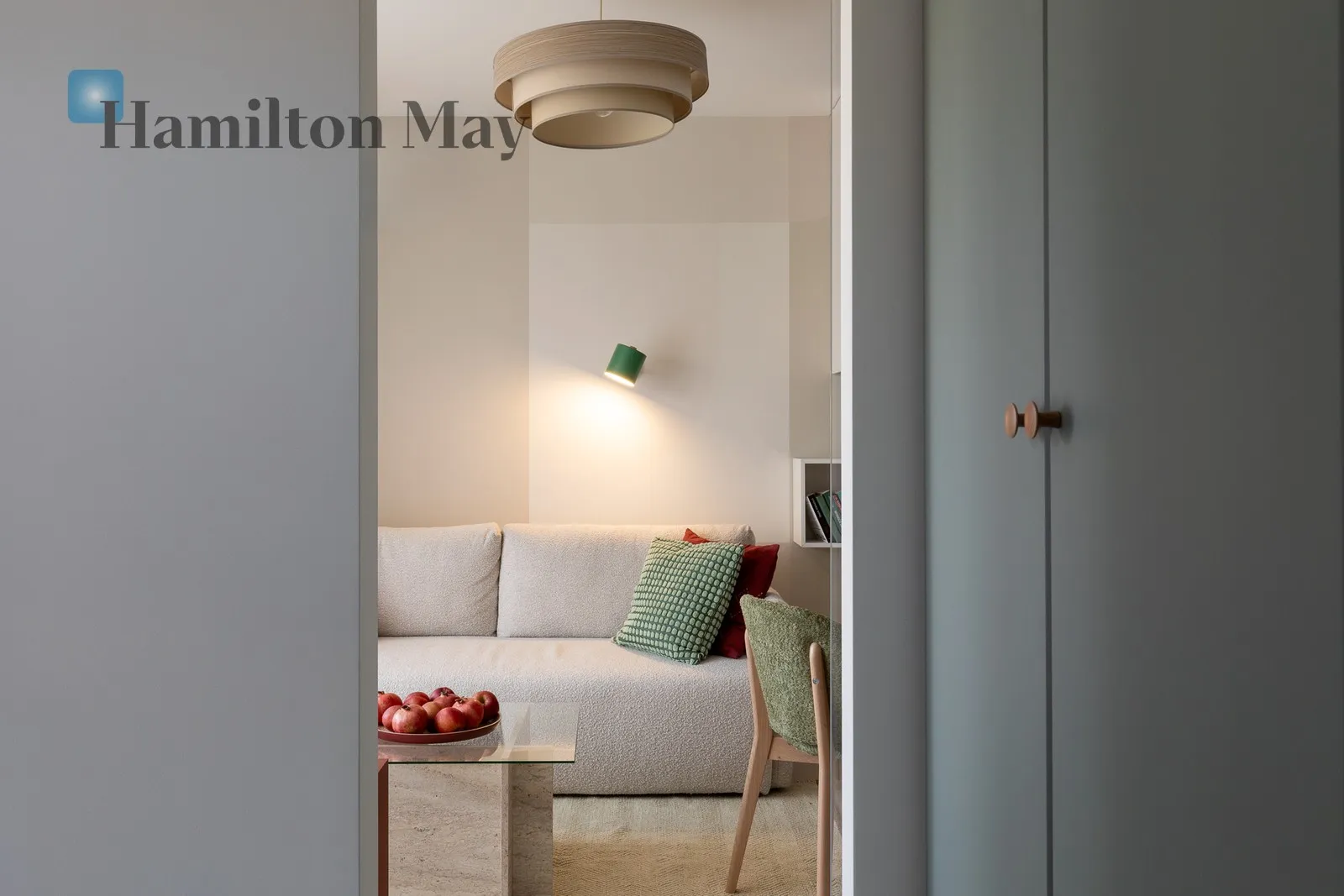 Nowoczesne 2-pokojowe mieszkanie z balkonem i miejscem parkingowym - slider