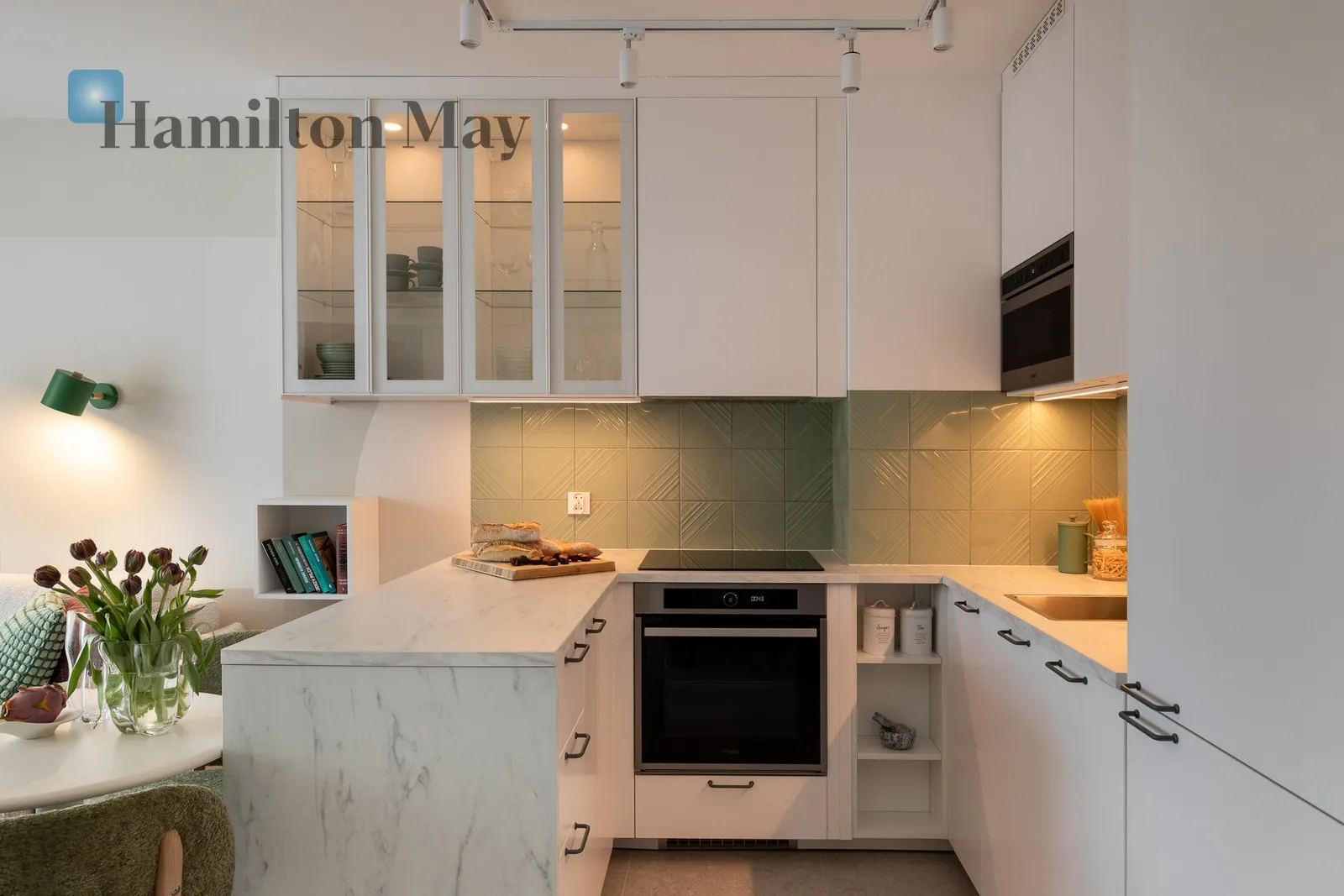 Nowoczesne 2-pokojowe mieszkanie z balkonem i miejscem parkingowym - slider