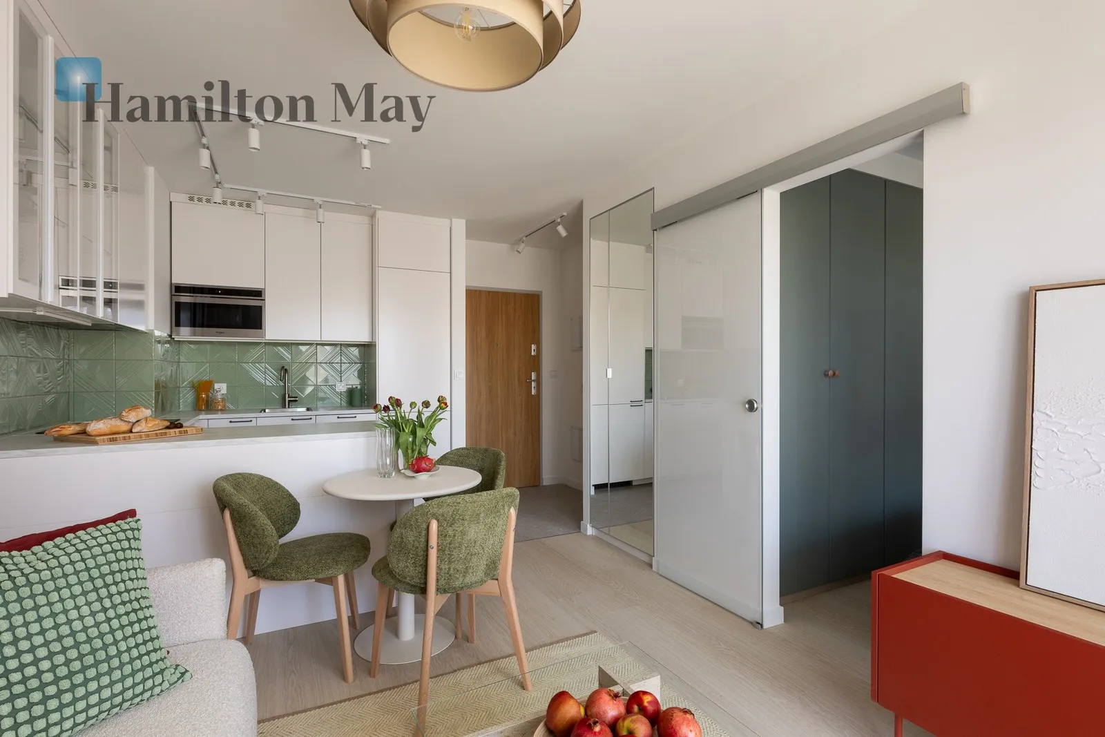 Nowoczesne 2-pokojowe mieszkanie z balkonem i miejscem parkingowym - slider