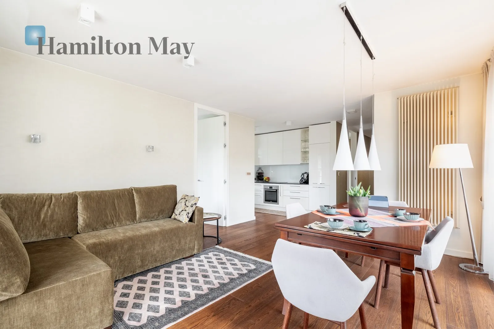 Luksusowy trzypokojowy apartament z dwoma balkonami w nowym budynku na Woli Justowskiej - slider