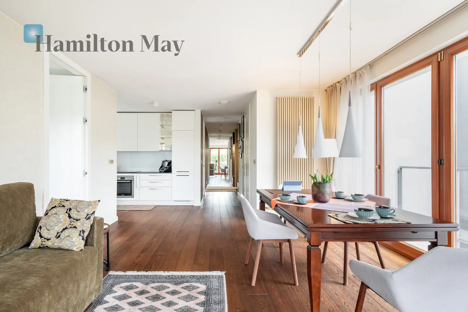 Luksusowy trzypokojowy apartament z dwoma balkonami w nowym budynku na Woli Justowskiej - slider