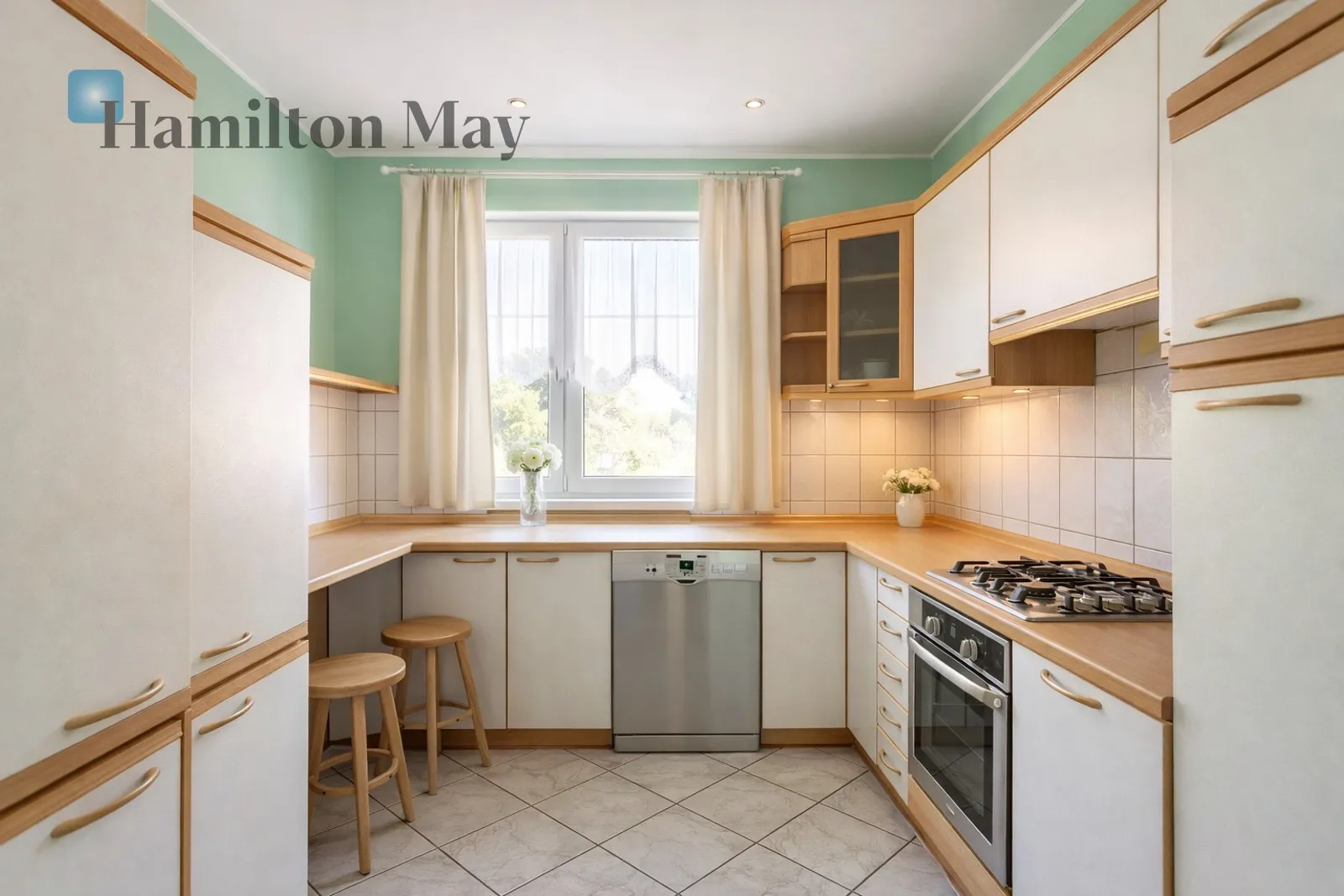 Біскупін | Чарівний напіввідокремлений будинок 1935 р. | 161,5 м² | Ділянка 388 м² - slider