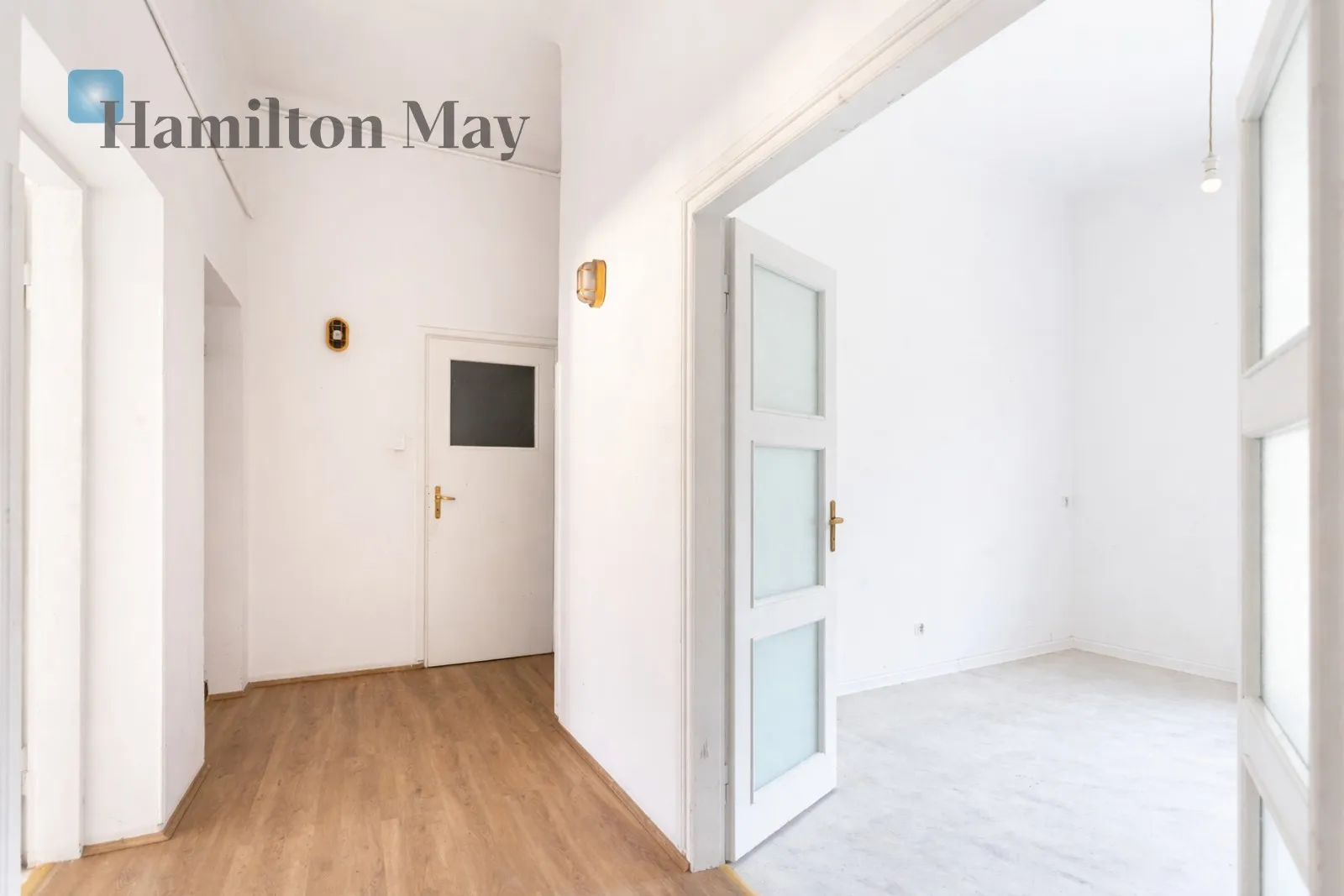 Unikatowy dwupoziomowy apartament na sprzedaż przy Nowym Świecie

 - slider