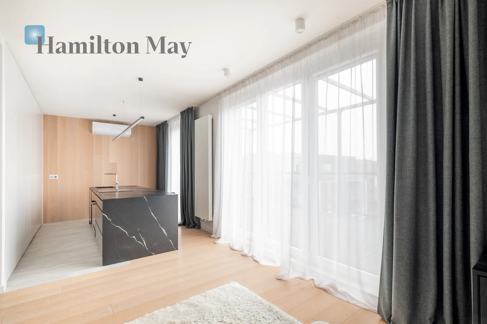 Designer penthouse with a 112-square-meter terrace on the top floor - slider