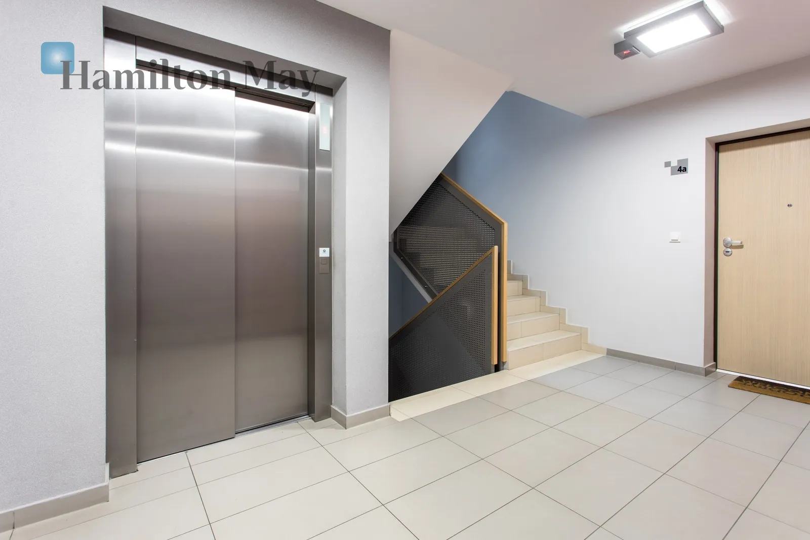 3 bedrooms | balcony | AC | Pixel House - slider