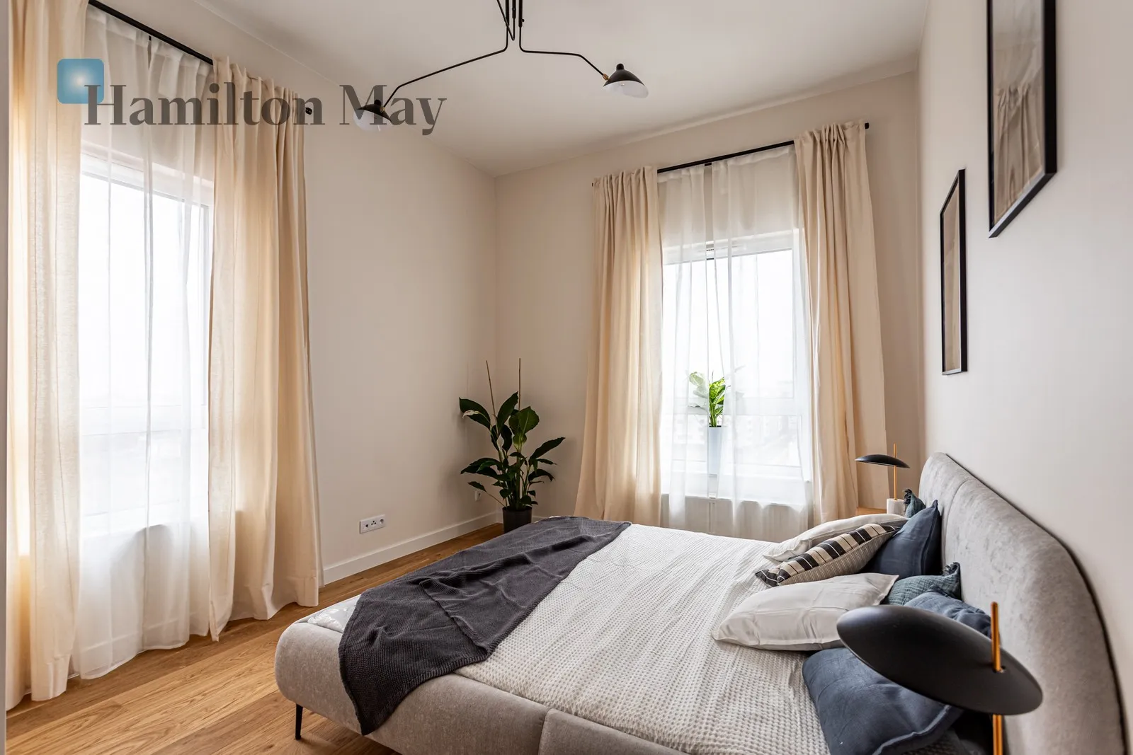 City: Warszawa Street: Silnikowa Region: Ursus Subregion: Szamoty Distance to centre: 9.01 km Level: 7 Price: 6500 PLN - slider