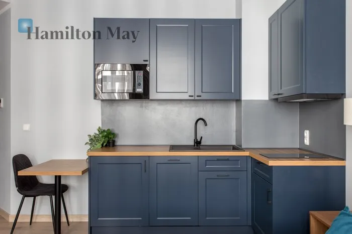 Region: Stare Miasto Distance to centre: 1.09 km Level: 2 Price: 2300 PLN Bedrooms: 1 Bathrooms: 1 Size: 25m2 Price/m2: 92 PLN - slider
