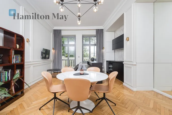 City: Kraków Street: Paulińska Region: Stare Miasto Subregion: Kazimierz Distance to centre: 1.32 km Level: 1 Price: 5800 PLN Bedrooms: 2 Bathrooms: 2 Size: 66m2 Price/m2: 88 PLN - slider