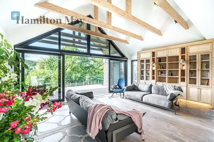 City: Mogilany Street: Mogilany Region: Mogilany Price: 5300000 PLN Bedrooms: 4 - slider