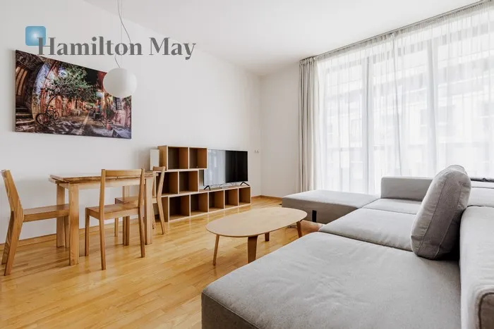 City: Warszawa Street: Wybrzeże Kościuszkowskie Region: Śródmieście Subregion: Powiśle Distance to centre: 1.7 km Level: 2 Price: 6000 PLN Bedrooms: 1 Bathrooms: 2 Size: 64m2 - slider