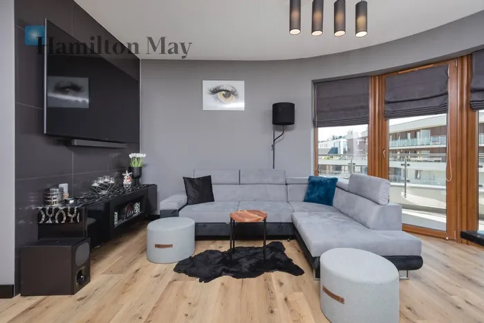 City: Kraków Street: Pułkownika Francesco Nullo Region: Grzegórzki Distance to centre: 2.1 km Level: 9 Price: 6900 PLN Bedrooms: 2 Bathrooms: 1 Size: 78m2 Price/m2: 88 PLN - slider