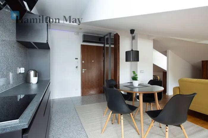 City: Kraków Street: Ulica Kalwaryjska Region: Podgórze Distance to centre: 2.54 km Level: 4 Price: 3350 PLN Bedrooms: 1 Bathrooms: 1 Size: 60m2 Price/m2: 56 PLN - slider