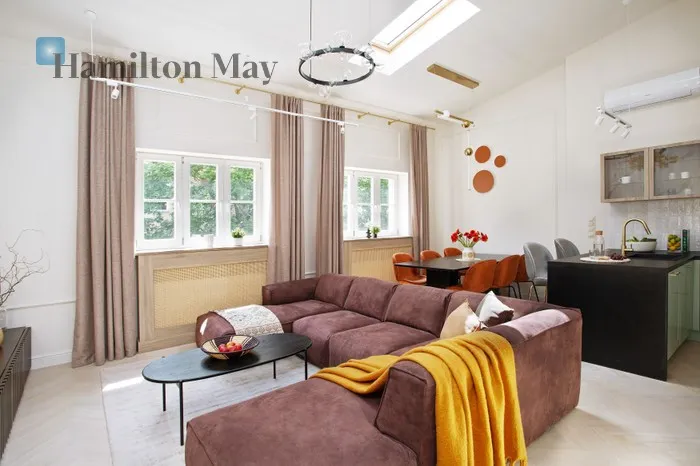 Street: Henryka Sienkiewicza Region: Krowodrza Distance to centre: 1.24 km Level: 4 Price: 1080000 PLN Bedrooms: 2 Bathrooms: 1 Size: 46.71m2 Price/m2: 23121 PLN - slider