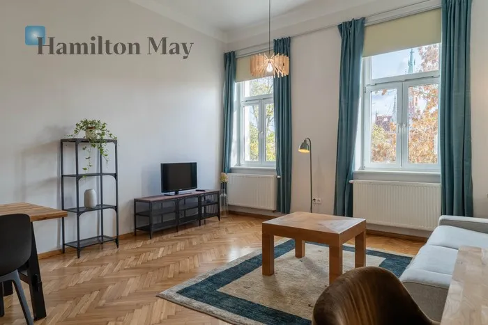 City: Kraków Street: Rynek Podgórski Region: Podgórze Subregion: Stare Podgórze Distance to centre: 2.03 km Level: 4 - slider