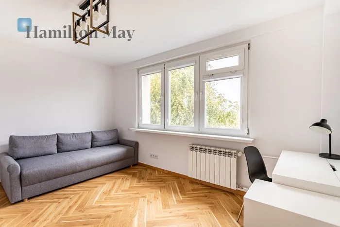 City: Warszawa Street: Wilanowska Region: Śródmieście Subregion: Powiśle Distance to centre: 1.89 km Level: 5 Price: 2400 PLN Bedrooms: 0 Bathrooms: 1 Size: 20m2 Price/m2: 120 PLN - slider