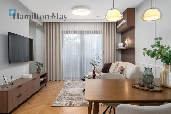 City: Kraków Street: Królowej Jadwigi Region: Zwierzyniec Subregion: Wola Justowska Distance to centre: 5.82 km Level: 1 Price: 1650000 PLN Bedrooms: 3 Bathrooms: 1 Size: 82m2 Price/m2: 20122 PLN - slider