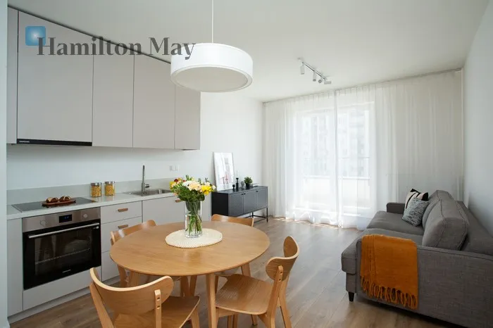 City: Kraków Street: Bolesława Orlińskiego Region: Czyżyny Distance to centre: 5.03 km Level: 4 Price: 883000 PLN Bedrooms: 2 Bathrooms: 1 Size: 53.2m2 - slider