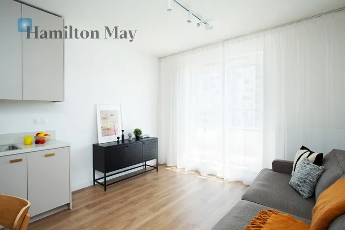 City: Kraków Street: Bolesława Orlińskiego Region: Czyżyny Distance to centre: 5.05 km Level: 2 Price: 876000 PLN Bedrooms: 2 Bathrooms: 1 Size: 53.29m2 - slider