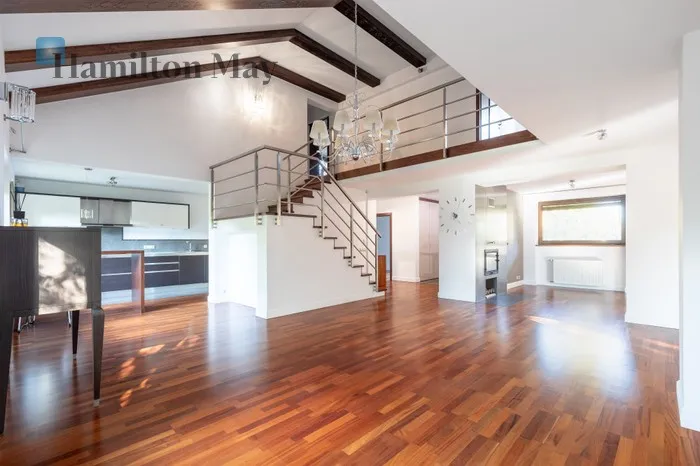 City: Kraków Street: Strzelnica Region: Zwierzyniec Subregion: Wola Justowska Distance to centre: 3.72 km Level: -9 Price: 11500 PLN Bedrooms: 5 Bathrooms: 2 Plot size: 1000m2 Price/m2: 41 PLN - slider