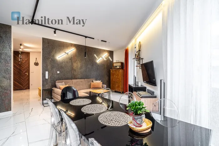 City: Kraków Street: Zabłocie Region: Podgórze Subregion: Zabłocie Distance to centre: 2.19 km Level: 6 Price: 1346337 PLN Bedrooms: 1 Bathrooms: 1 Size: 60m2 - slider